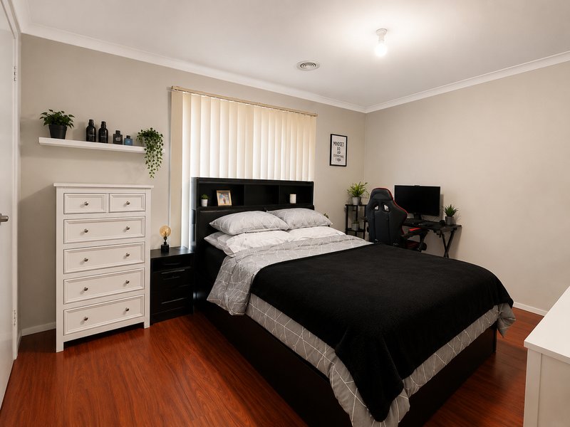Photo - 1/38 Cameron Way, Pakenham VIC 3810 - Image 6