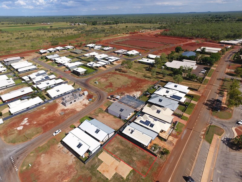 Photo - 138 Casuarina Street, Katherine NT 0850 - Image 3