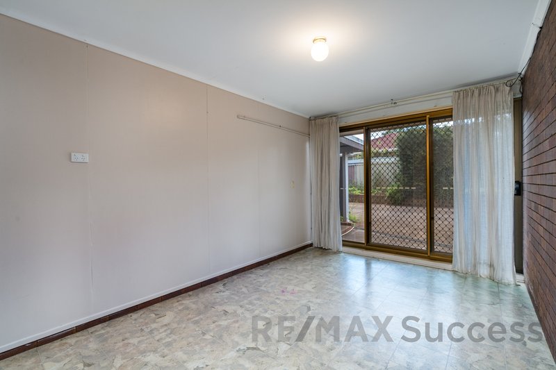 Photo - 1/38 Crotty Street, Centenary Heights QLD 4350 - Image 3