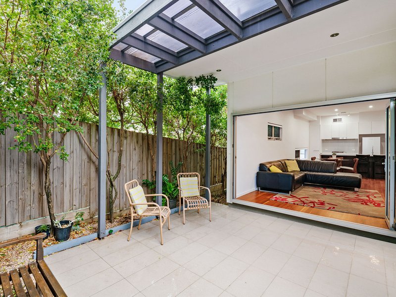 Photo - 1/38 Dickson Street, Morningside QLD 4170 - Image 2