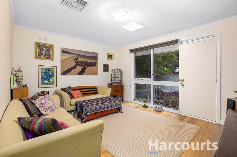 Photo - 1/38 Francis Crescent, Ferntree Gully VIC 3156 - Image 2