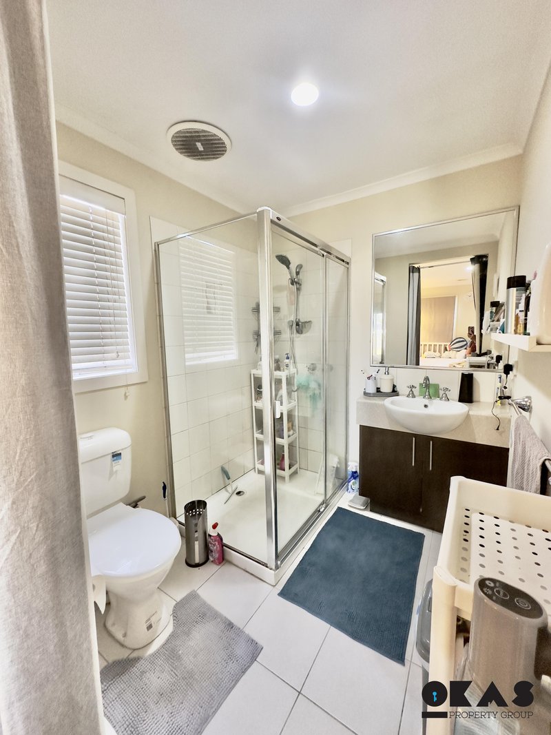 Photo - 138 Greens Road, Wyndham Vale VIC 3024 - Image 6