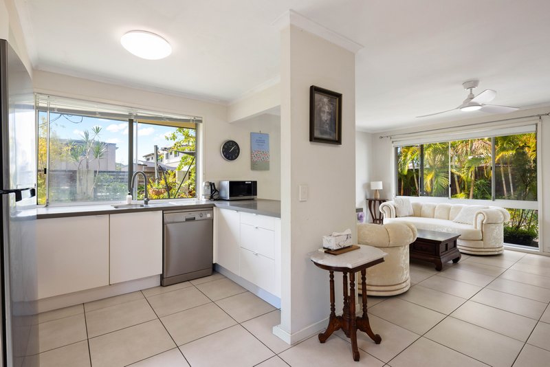 Photo - 1/38 Howard Street, Runaway Bay QLD 4216 - Image 4