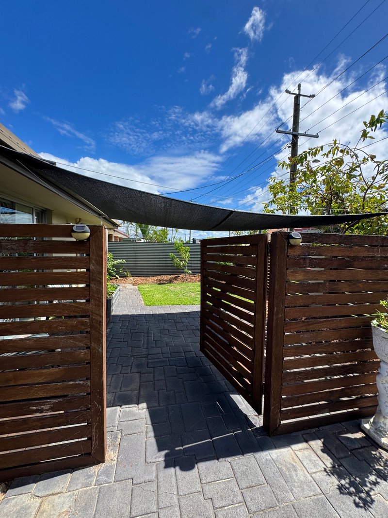 Photo - 1/38 Howard Street, Runaway Bay QLD 4216 - Image 6
