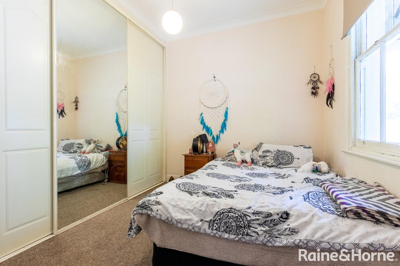 Photo - 138 Howick Street, Bathurst NSW 2795 - Image 6