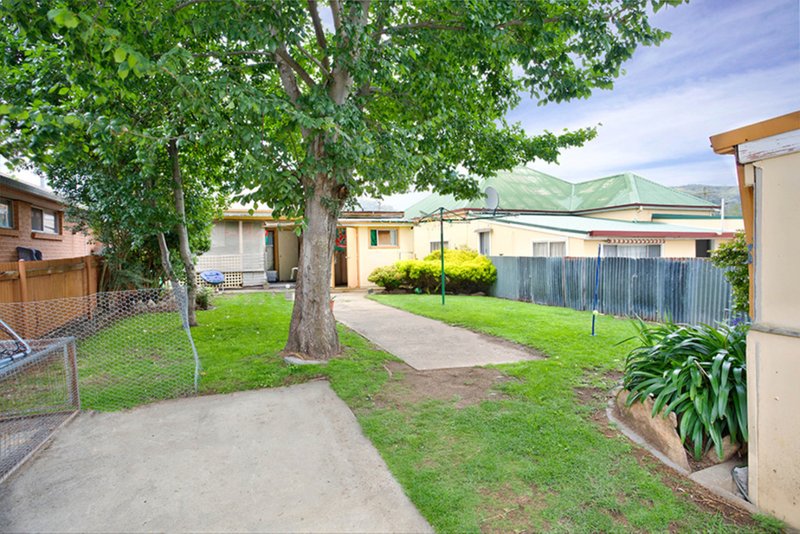 Photo - 138 Inch Street, Lithgow NSW 2790 - Image 6