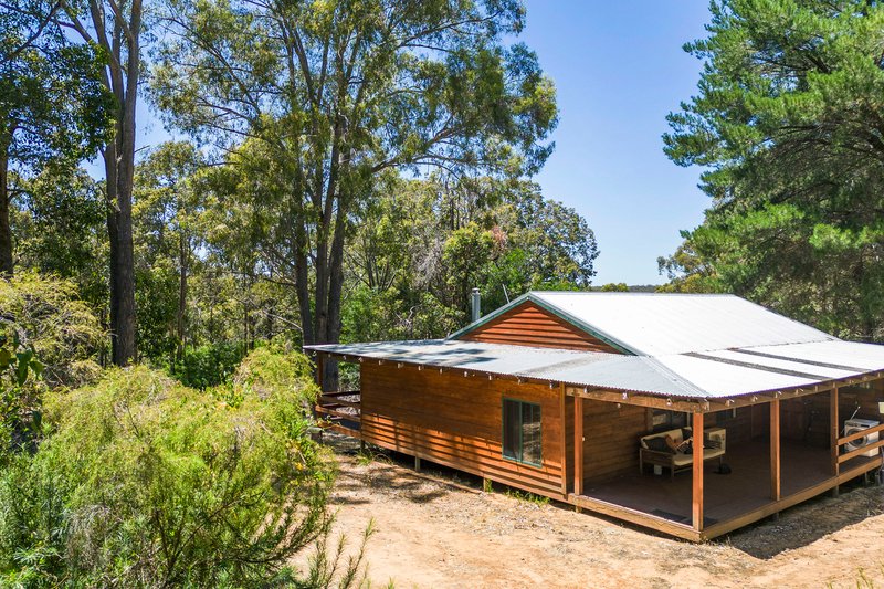 138 Johnston Road, Nannup WA 6275