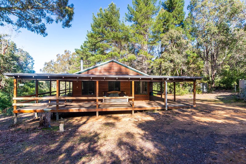 138 Johnston Road, Nannup WA 6275