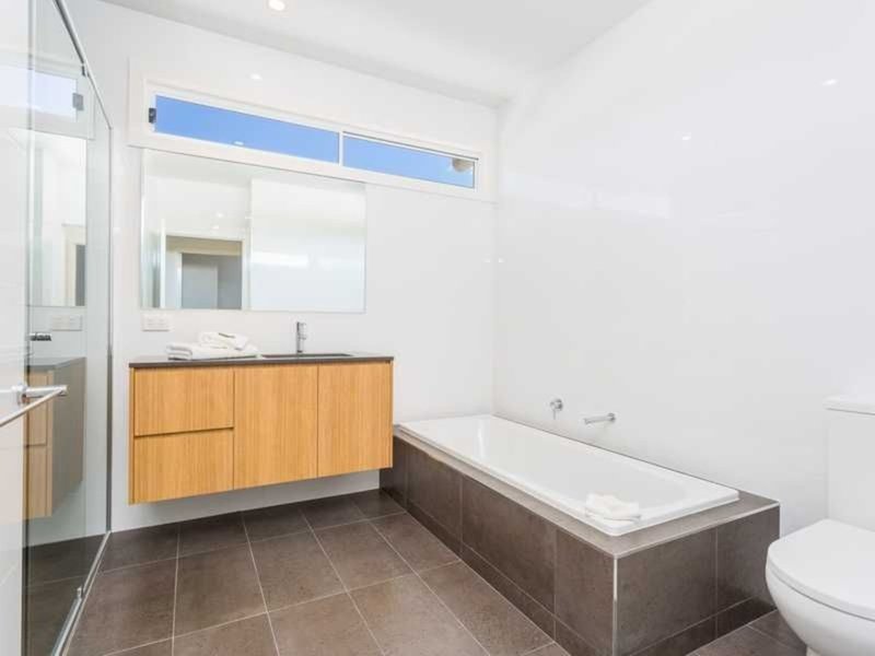 Photo - 138 Khartoum Street, Gordon Park QLD 4031 - Image 8