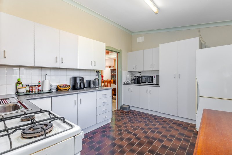 Photo - 138 Lurline Street, Katoomba NSW 2780 - Image 8