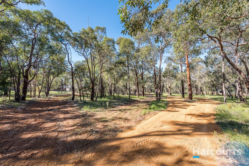 Photo - 138 Maine-Anjou Drive, Lower Chittering WA 6084 - Image 10