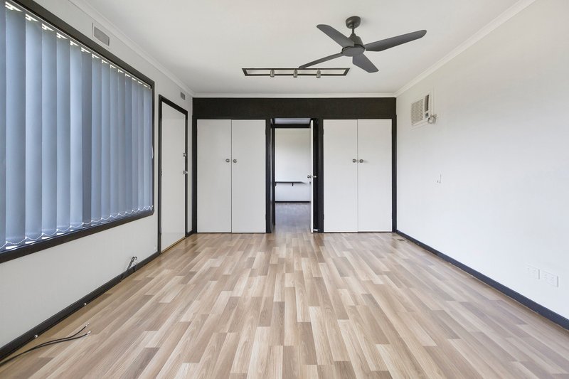 Photo - 1/38 Moreton Street, Frankston North VIC 3200 - Image 5