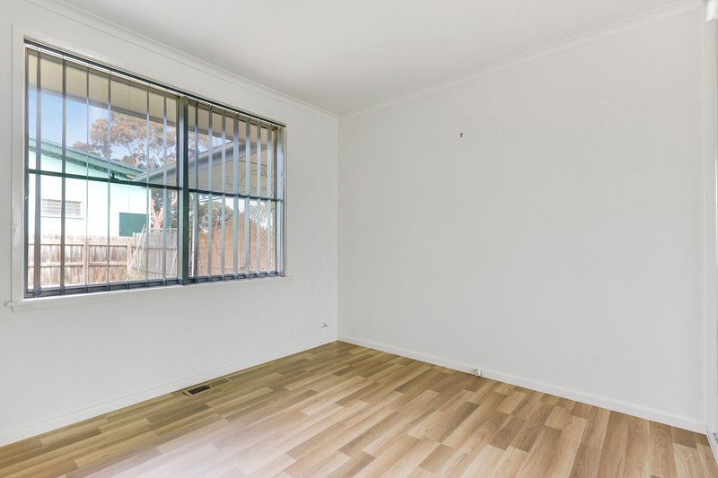 Photo - 1/38 Moreton Street, Frankston North VIC 3200 - Image 8