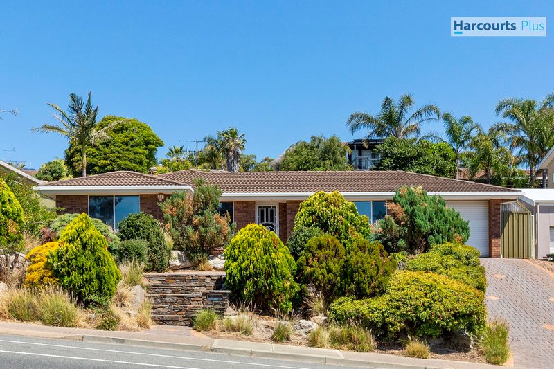 Photo - 138 Perry Barr Road, Hallett Cove SA 5158 - Image 2