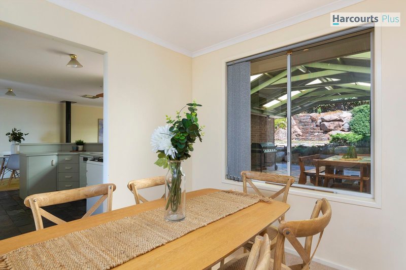 Photo - 138 Perry Barr Road, Hallett Cove SA 5158 - Image 9