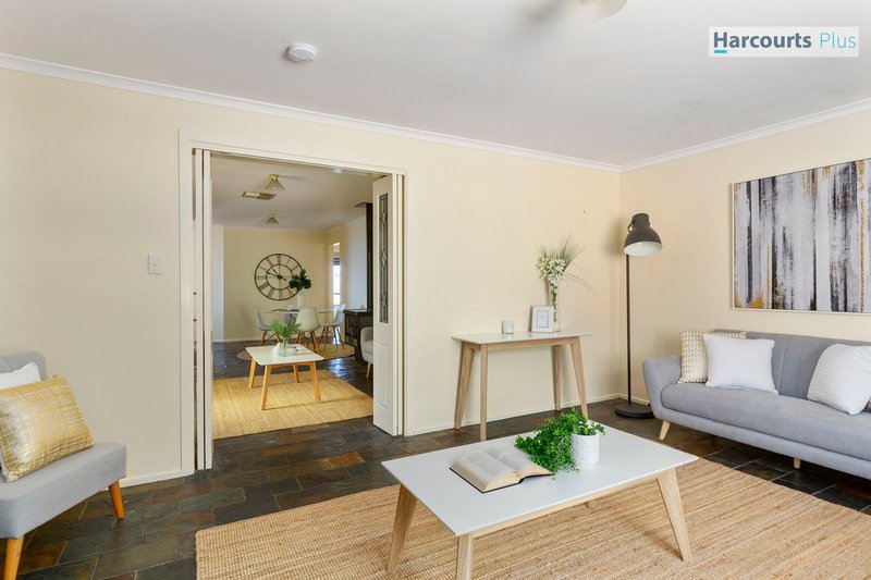 Photo - 138 Perry Barr Road, Hallett Cove SA 5158 - Image 13