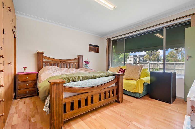 Photo - 138 Reynard Street, Coburg VIC 3058 - Image 5