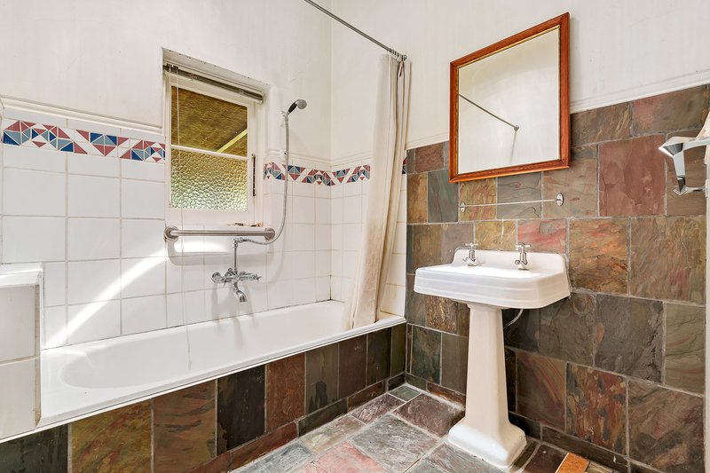 Photo - 138 Reynard Street, Coburg VIC 3058 - Image 7