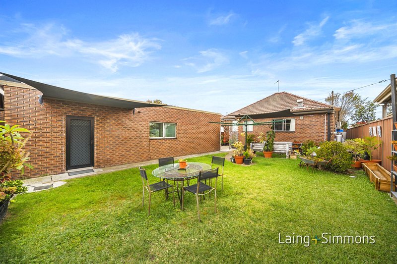 Photo - 138 Roberts Road, Greenacre NSW 2190 - Image 12