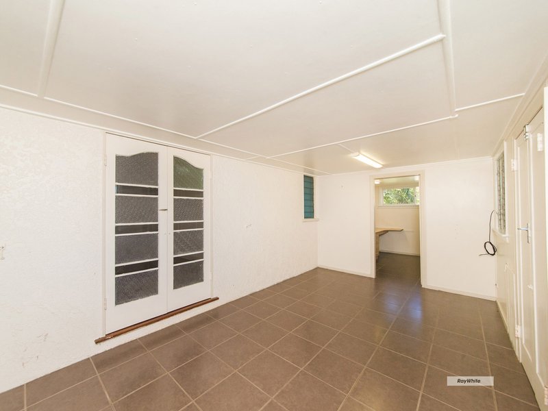 Photo - 138 Rodboro Street, Berserker QLD 4701 - Image 10