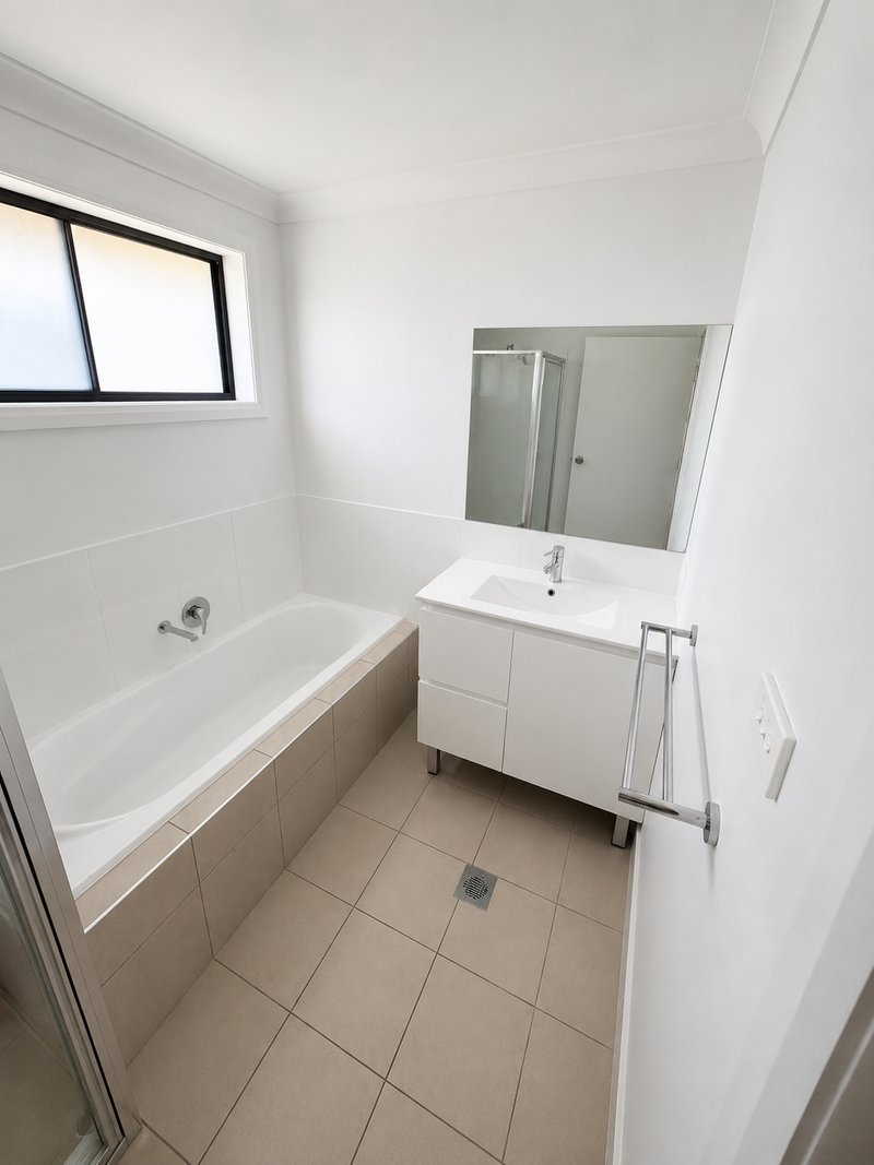 Photo - 1/38 Rodgers Road, Tamworth NSW 2340 - Image 5