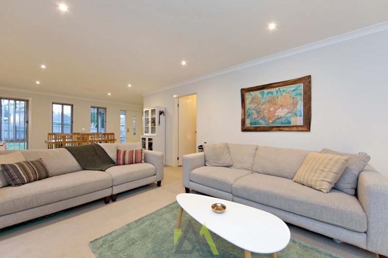 Photo - 1/38 Southgateway , Langwarrin VIC 3910 - Image 5