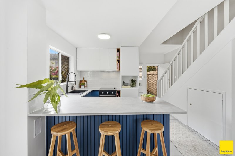 Photo - 1/38 Springfield Crescent, Manoora QLD 4870 - Image 1