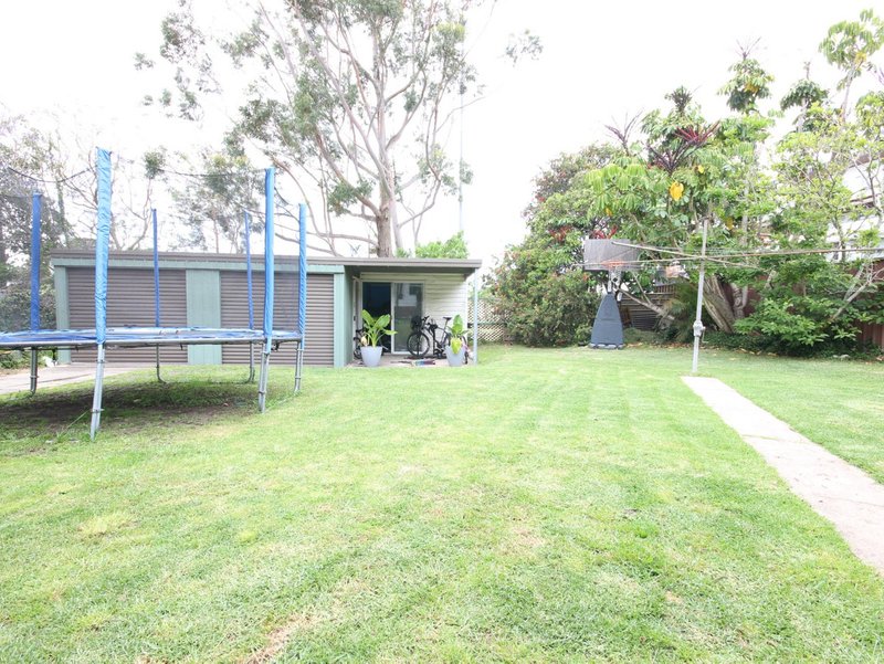 Photo - 138 Willarong Road, Caringbah NSW 2229 - Image 2