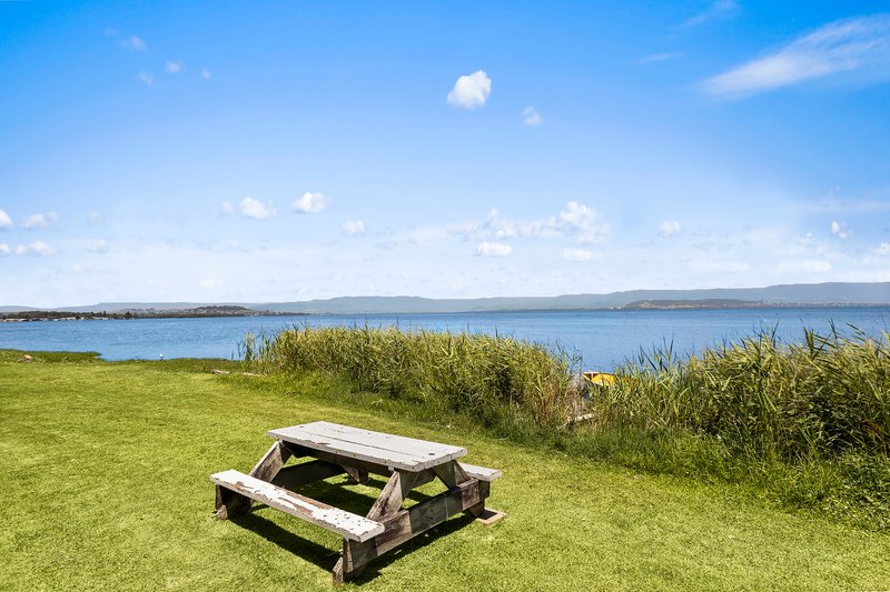 Photo - 138 Windang Road, Windang NSW 2528 - Image 3