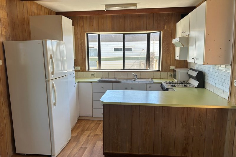 Photo - 138 Windang Road, Windang NSW 2528 - Image 4