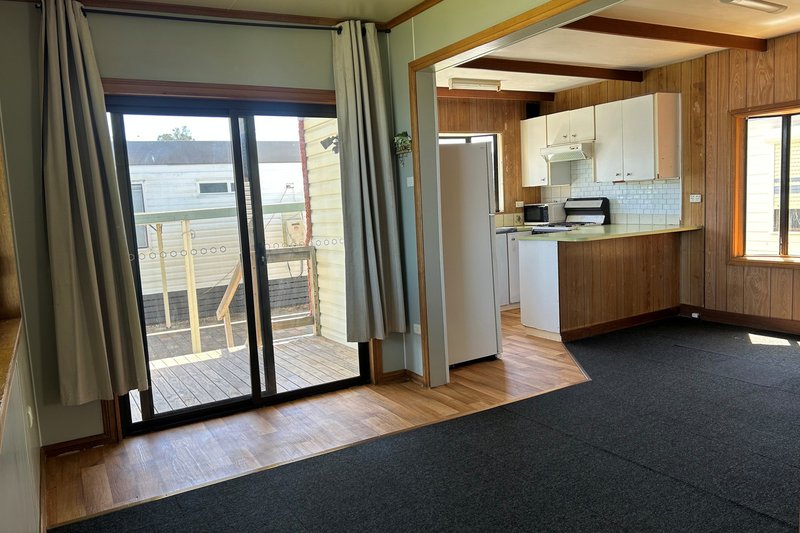 Photo - 138 Windang Road, Windang NSW 2528 - Image 5