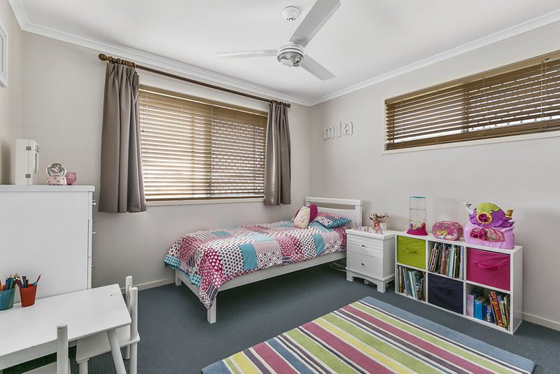 Photo - 13/8 Zahner Place, Manly West QLD 4179 - Image 8