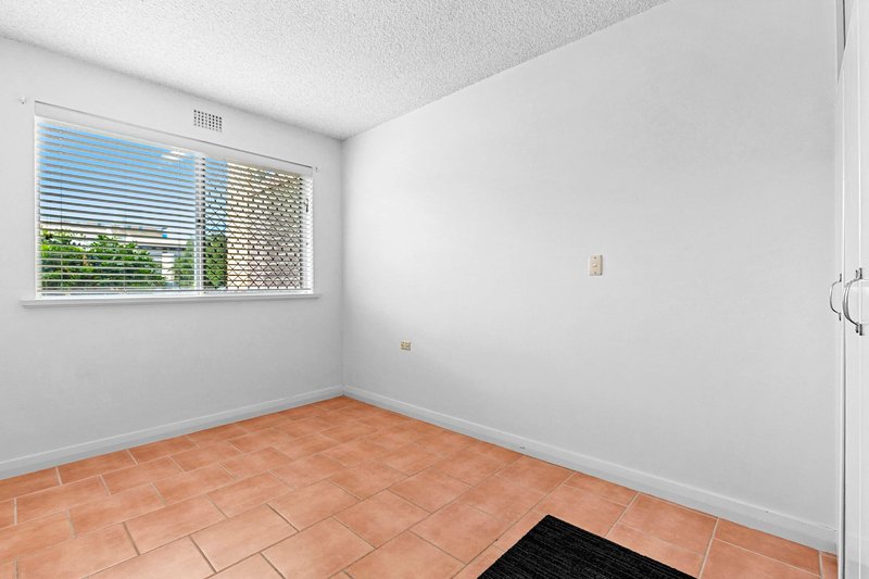 Photo - 1/380 Esplanade , Scarness QLD 4655 - Image 8