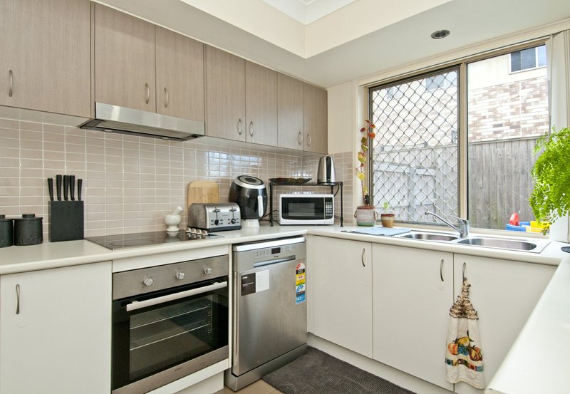 Photo - 138/172-180 Fryar Road, Eagleby QLD 4207 - Image 2