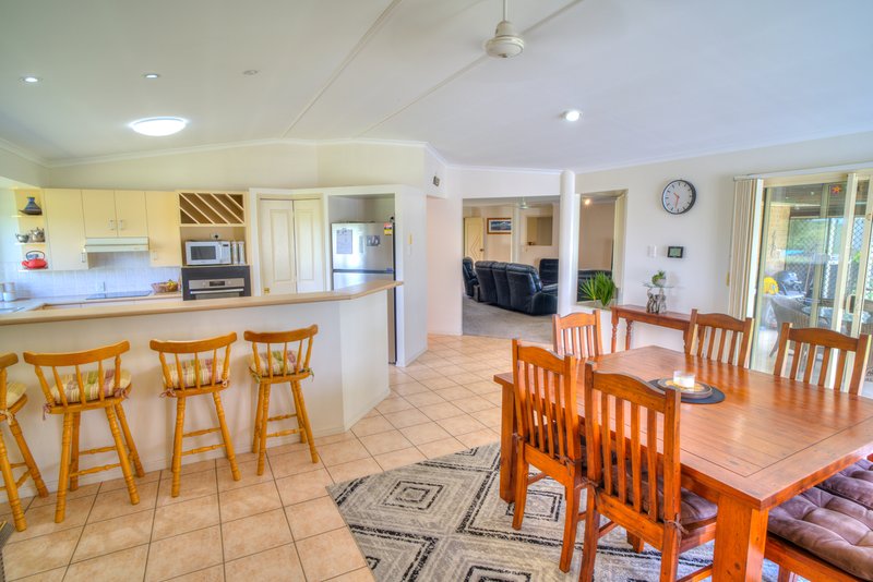 Photo - 1382 Fingerboard Road, Mount Tom QLD 4677 - Image 4