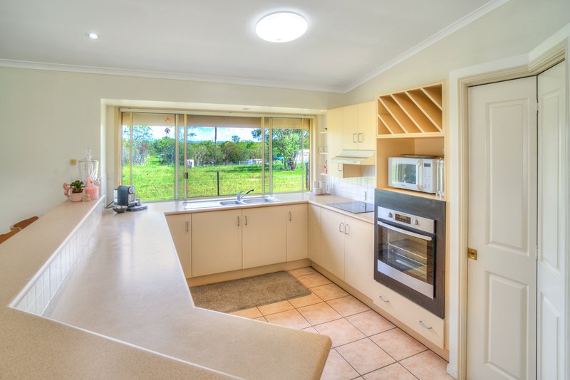 Photo - 1382 Fingerboard Road, Mount Tom QLD 4677 - Image 6