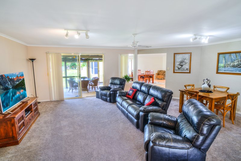 Photo - 1382 Fingerboard Road, Mount Tom QLD 4677 - Image 7