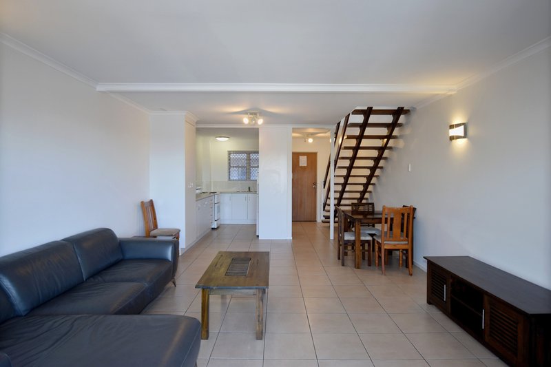 Photo - 13/83-85 Auckland Street, Gladstone Central QLD 4680 - Image 8