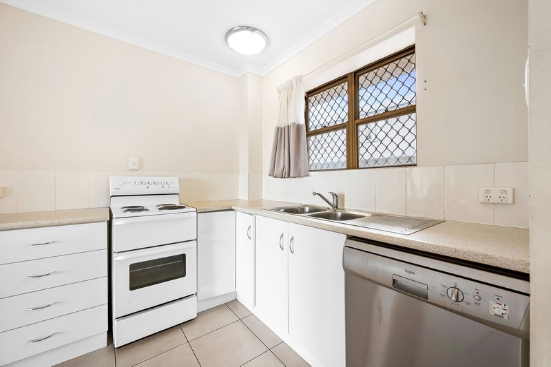 Photo - 13/83-85 Auckland Street, Gladstone Central QLD 4680 - Image 4