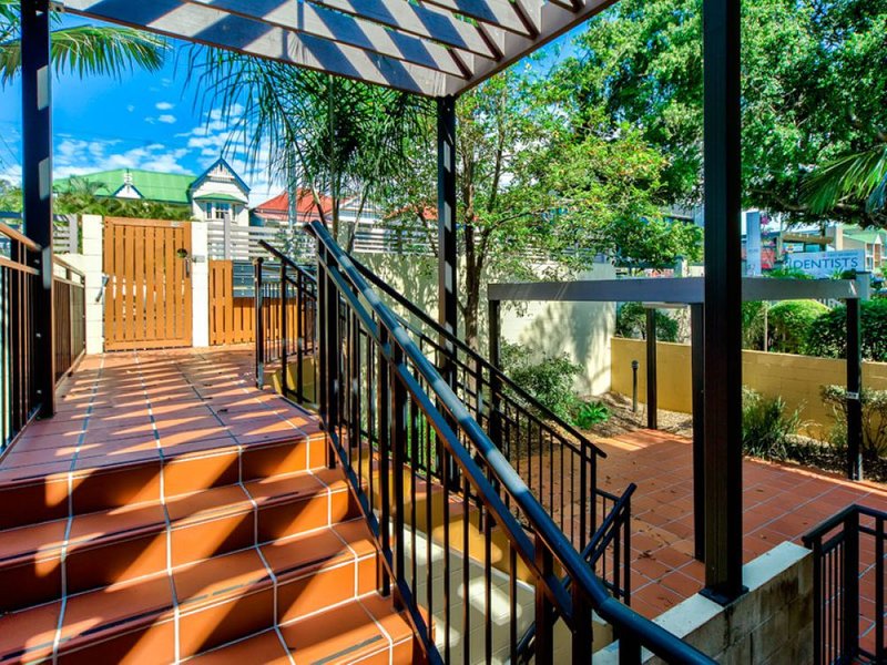 Photo - 13/84 Lytton Road, East Brisbane QLD 4169 - Image 11
