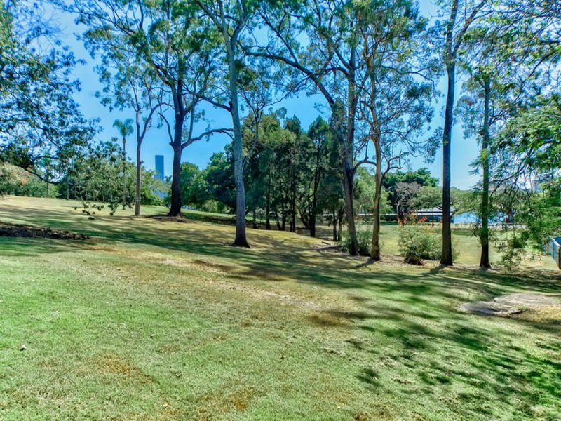 Photo - 13/84 Lytton Road, East Brisbane QLD 4169 - Image 14
