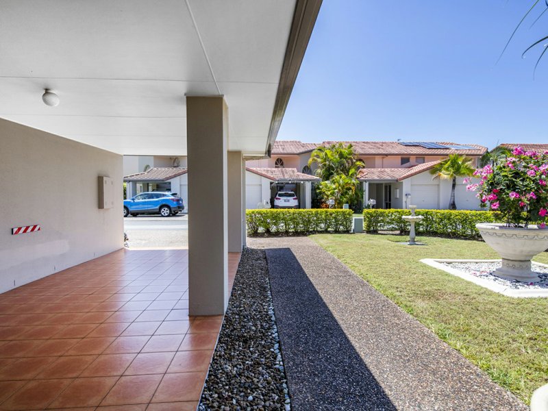 Photo - 13/88 Cotlew Street East , Southport QLD 4215 - Image 5