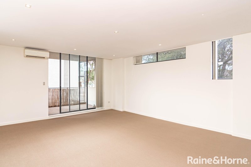 Photo - 13/88 James Ruse Drive, Rosehill NSW 2142 - Image 3