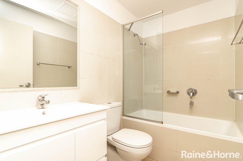 Photo - 13/88 James Ruse Drive, Rosehill NSW 2142 - Image 5