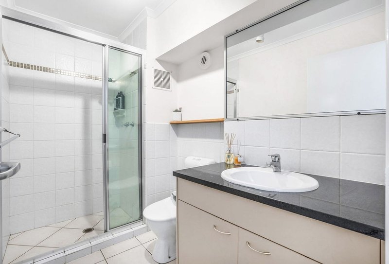 Photo - 13/89 Bay Terrace, Wynnum QLD 4178 - Image 6