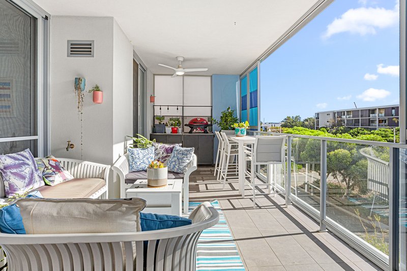 Photo - 13/89 Orsino Boulevard, North Coogee WA 6163 - Image 2