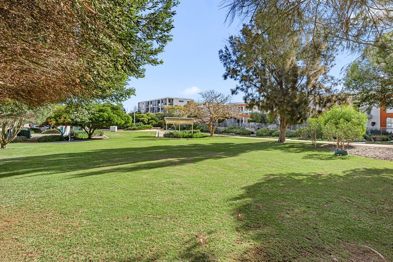Photo - 13/89 Orsino Boulevard, North Coogee WA 6163 - Image 25