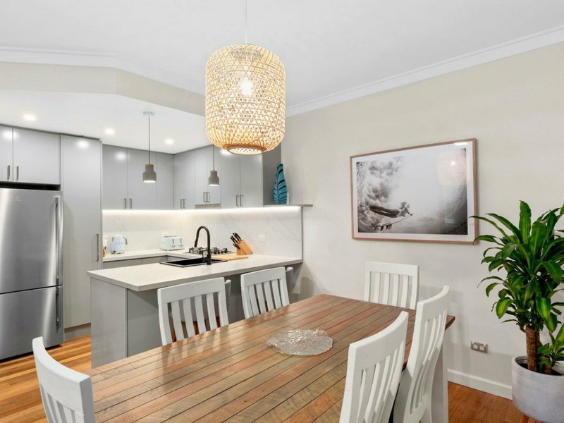 Photo - 1/39-41 Lagoon Street, Narrabeen NSW 2101 - Image 2