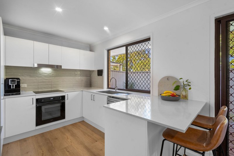 Photo - 1/39 Alexander Drive, Highland Park QLD 4211 - Image 2