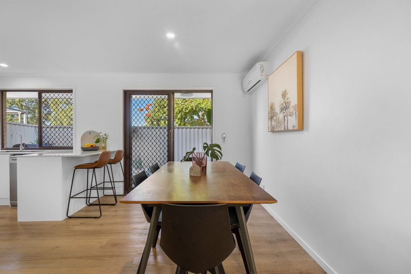 Photo - 1/39 Alexander Drive, Highland Park QLD 4211 - Image 3